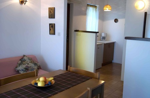 Cove Murtar Apartment | Holiday flat with sea view