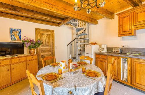 Sainte-Marguerite-Lafigere House | Holiday Home Le Trépadou by Interhome