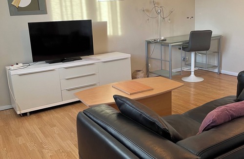 Villeneuve-les-Beziers Apartment | HOLIDAY APARTMENT