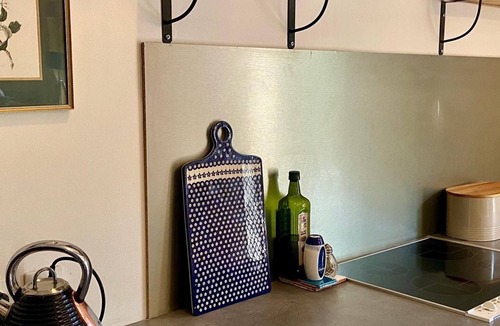 Meyrannes Cottage | Holiday gites for 10 guests - private riverfront