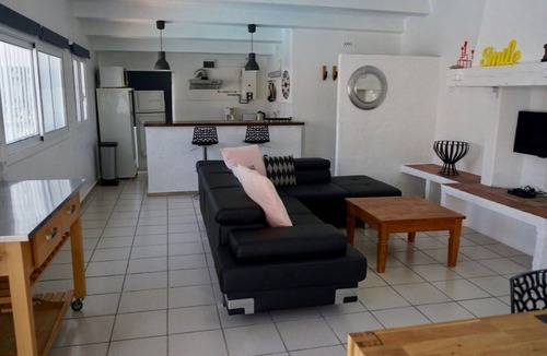 La Roca de Malvet House | Holiday Home near Santa Cristina Forest