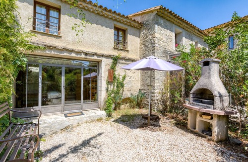 Notre-Dame-de-Londres House | Holiday Home 'Mas Grand Bosc Micocouliers' with Shared Pool, Private Terrace and Wi-Fi