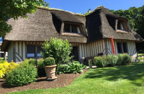 Saint-Samson-de-la-Roque House | Holiday home Le clos du phare