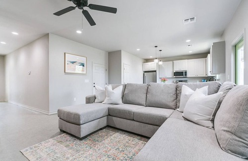 San Angelo House | Holiday Haven - 3 BR/2 BA - New!