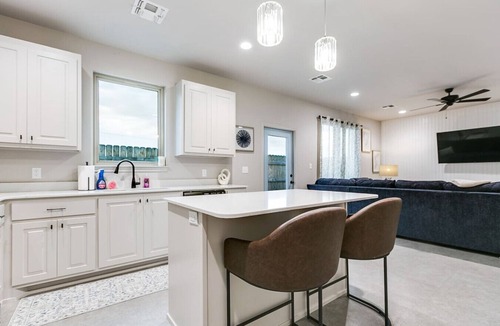 San Angelo House | Holiday Haven W/3 BR & 2 BA/New