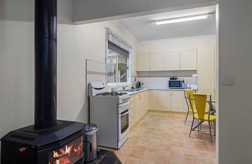 Heathcote House | Holiday Heathcote