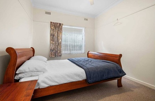 Heathcote House | Holiday Heathcote