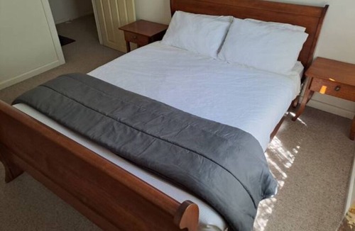 Heathcote House | Holiday Heathcote