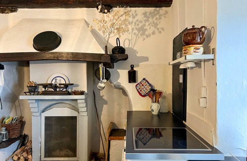 Brione sopra Minusio House | Holiday home "Casa Vecchia" with mountain views