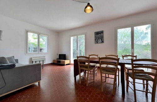 Portel-des-Corbieres House | Holiday Home “L'angèle - Spacious With” with Private Terrace, Wi-Fi & Air Conditioning