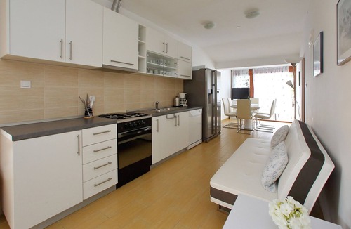 Starigrad House | Holiday Home in Starigrad by the Beach