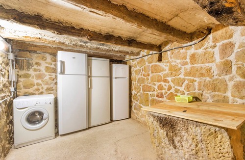La Baronia de Rialb House | Holiday Home 'Mas Vilardaga' with Mountain View, Wi-Fi and Air Conditioning