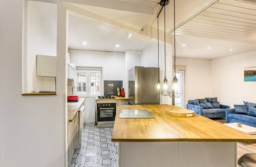Mont Barbat House | Holiday Home 'Casa Piscina - 10km Lloret De Mar' with Pool and Air Conditioning