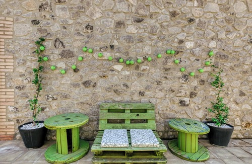 Torroella de Fluvia House | Holiday Home "Can Salva charm on the Costa Brava" with Large Terrace & Wi-Fi