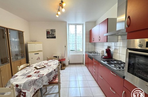 Calviac-en-Perigord Cottage | Holiday home in Dordogne with shared pool and pets allowed