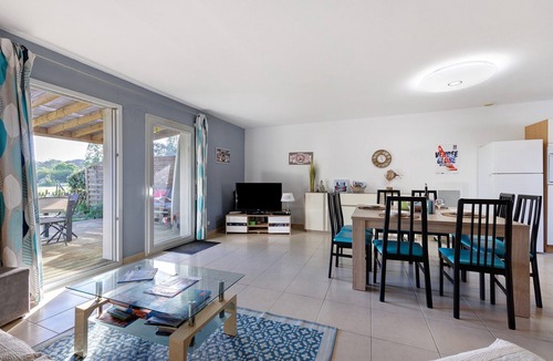 Olonne-sur-Mer House | Holiday Home 'Les Salines D'Olonne - Oasis' with Shared Pool, Private Terrace & Wi-Fi