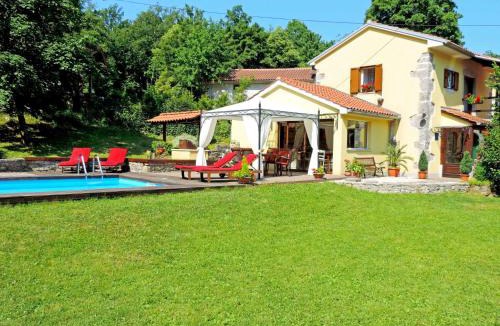 Matulji House | Holiday Home Škalniški by Interhome