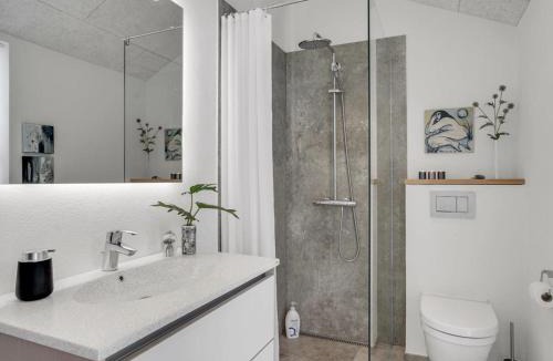 Blokhus House | Holiday Home Aaran - 700m from the sea by Interhome