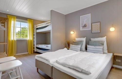 Øer Strand House | Holiday Home Adia - 650m from the sea by Interhome