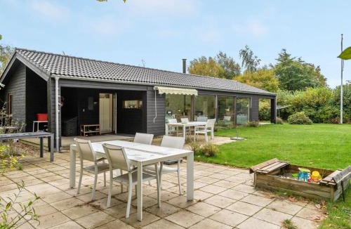 Asserbo House | Holiday Home Aino - 1km from the sea by Interhome