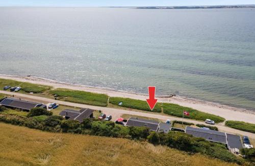 Næs House | Holiday Home Akseline - 20m from the sea by Interhome