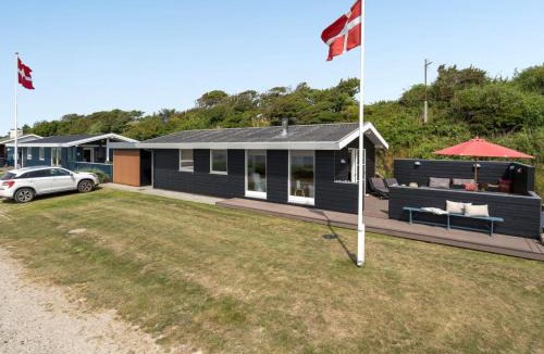 Næs House | Holiday Home Akseline - 20m from the sea by Interhome