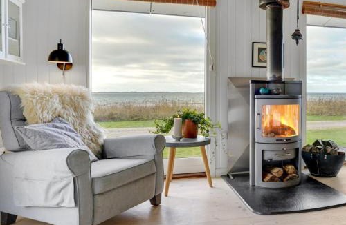 Næs House | Holiday Home Akseline - 20m from the sea by Interhome