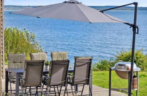 Ebeltoft House | Holiday Home Alfhild - 30m from the sea by Interhome