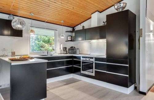 Nordost House | Holiday Home Alida - 1-1km from the sea by Interhome