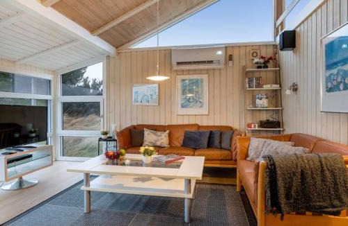 Tversted House | Holiday Home Amadahy - 950m from the sea by Interhome