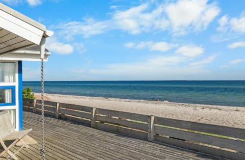 Tørresø House | Holiday Home Amila - 10m from the sea by Interhome