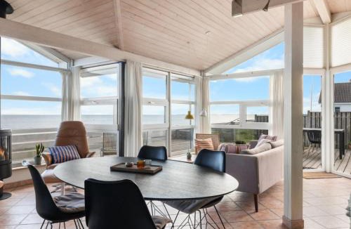 Tørresø House | Holiday Home Amila - 10m from the sea by Interhome