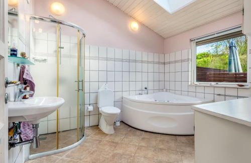 Lystrup House | Holiday Home Amina - 500m from the sea by Interhome