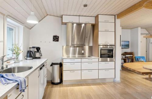 Fur House | Holiday Home Annli - 800m to the fjord by Interhome