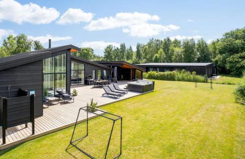 Marielyst House | Holiday Home Apelone - 900m from the sea by Interhome