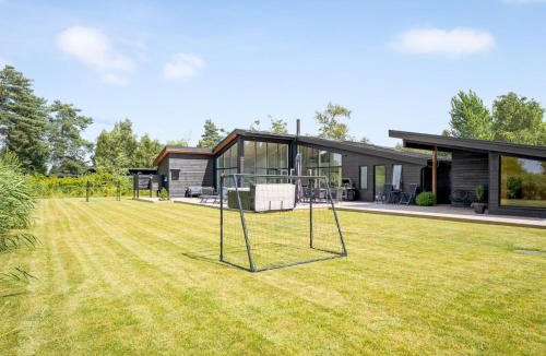 Marielyst House | Holiday Home Apelone - 900m from the sea by Interhome