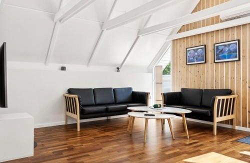 Øer Strand House | Holiday Home Ardan - 450m from the sea by Interhome