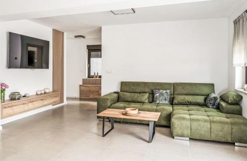 Delnice House | Holiday Home Arni by Interhome