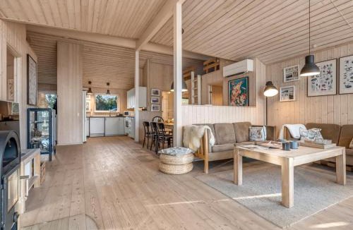 Gedesby House | Holiday Home Åse - 1-3km from the sea by Interhome