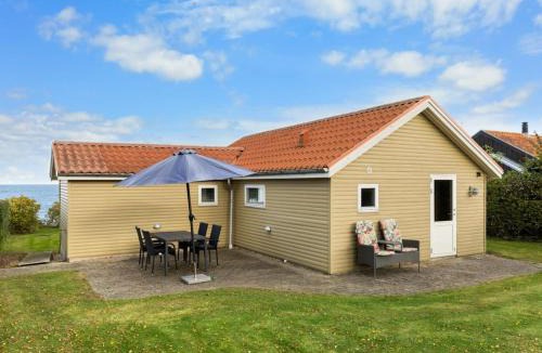 Nyborg House | Holiday Home Astrath - 10m from the sea by Interhome