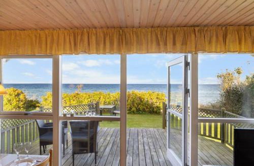 Nyborg House | Holiday Home Astrath - 10m from the sea by Interhome