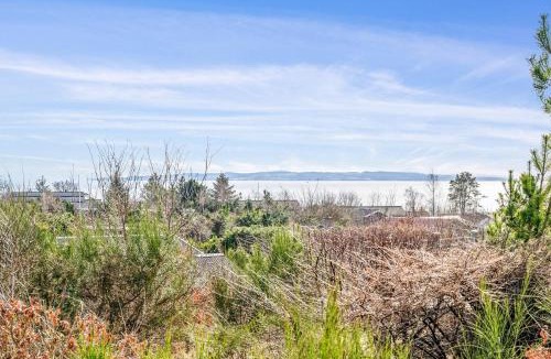 Handrup Strand House | Holiday Home At Handrup Beach With Sea View, Multiple Terraces And Room For The Whole Family Close To The Beach, Mols Bjerge And Ebeltoft