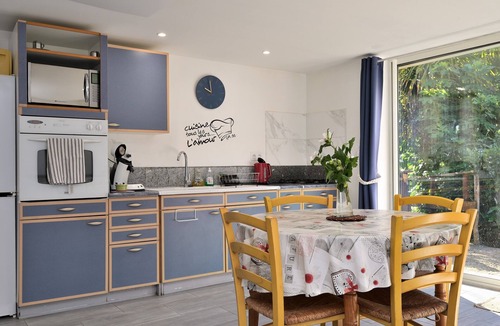 Chein-Dessus House | Holiday Home 'Au Fil De L'eau' with Mountain View, Private Terrace and Wi-Fi