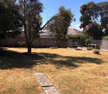 Warrnambool House | Holiday Home