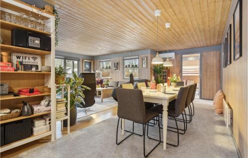 Fjellerup Strand House | Holiday Home Bøsholmstien Glesborg Denm