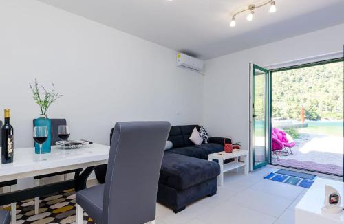 Broce House | Holiday home Barbara - Two Bedroom Holiday home