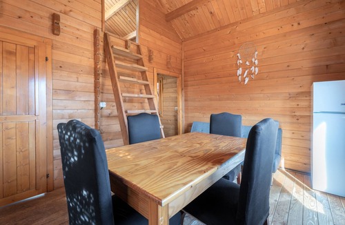 Barx House | Holiday Home 'Barraca' with Mountain View, Wi-Fi and Air Conditioning