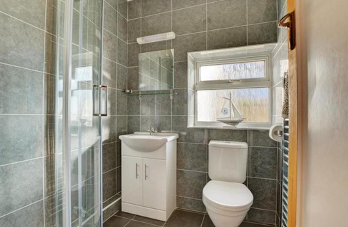 Polruan House | Holiday Home Battery Park by Interhome