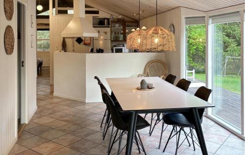 Torup Strand House | Holiday Home Blåbærstien Fjerritslev Ii