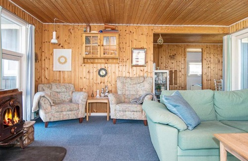 Henne Strand House | Holiday Home Blåklokkevej